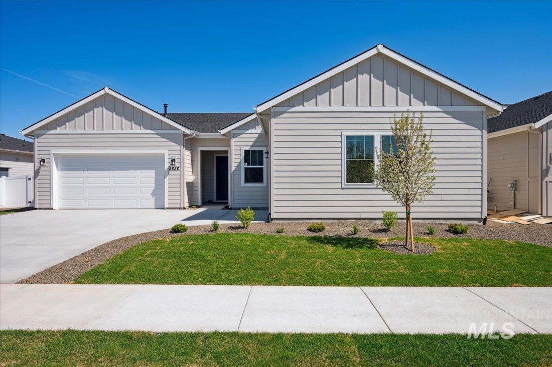 8828 S Waterclover Way Property Photo