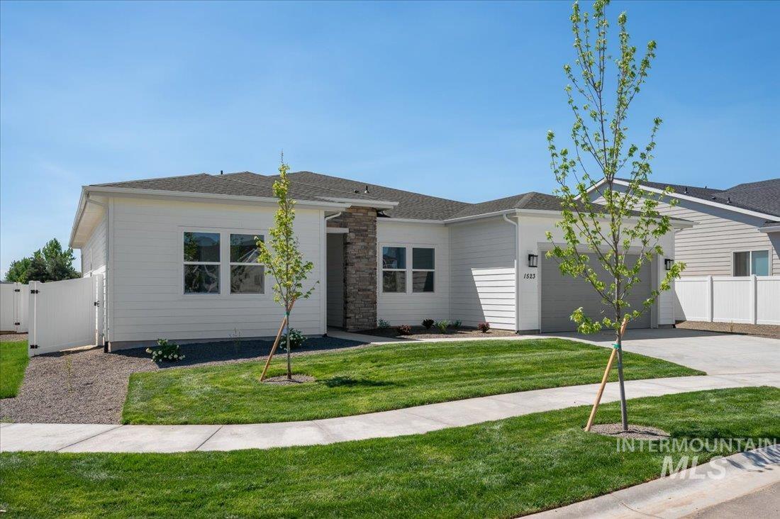 1523 W Switchgrass Ct Property Photo 2