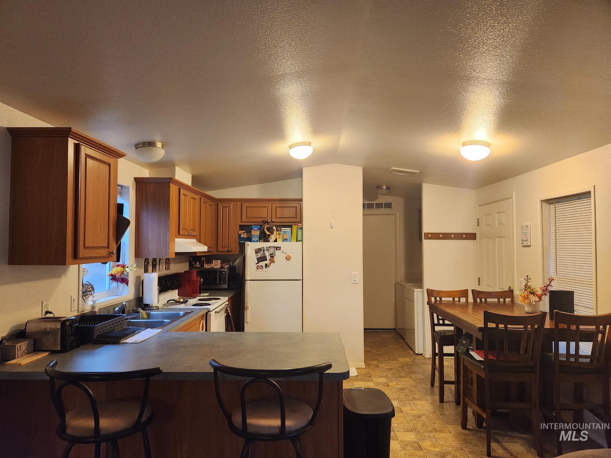 135 N Marion St Property Photo 7