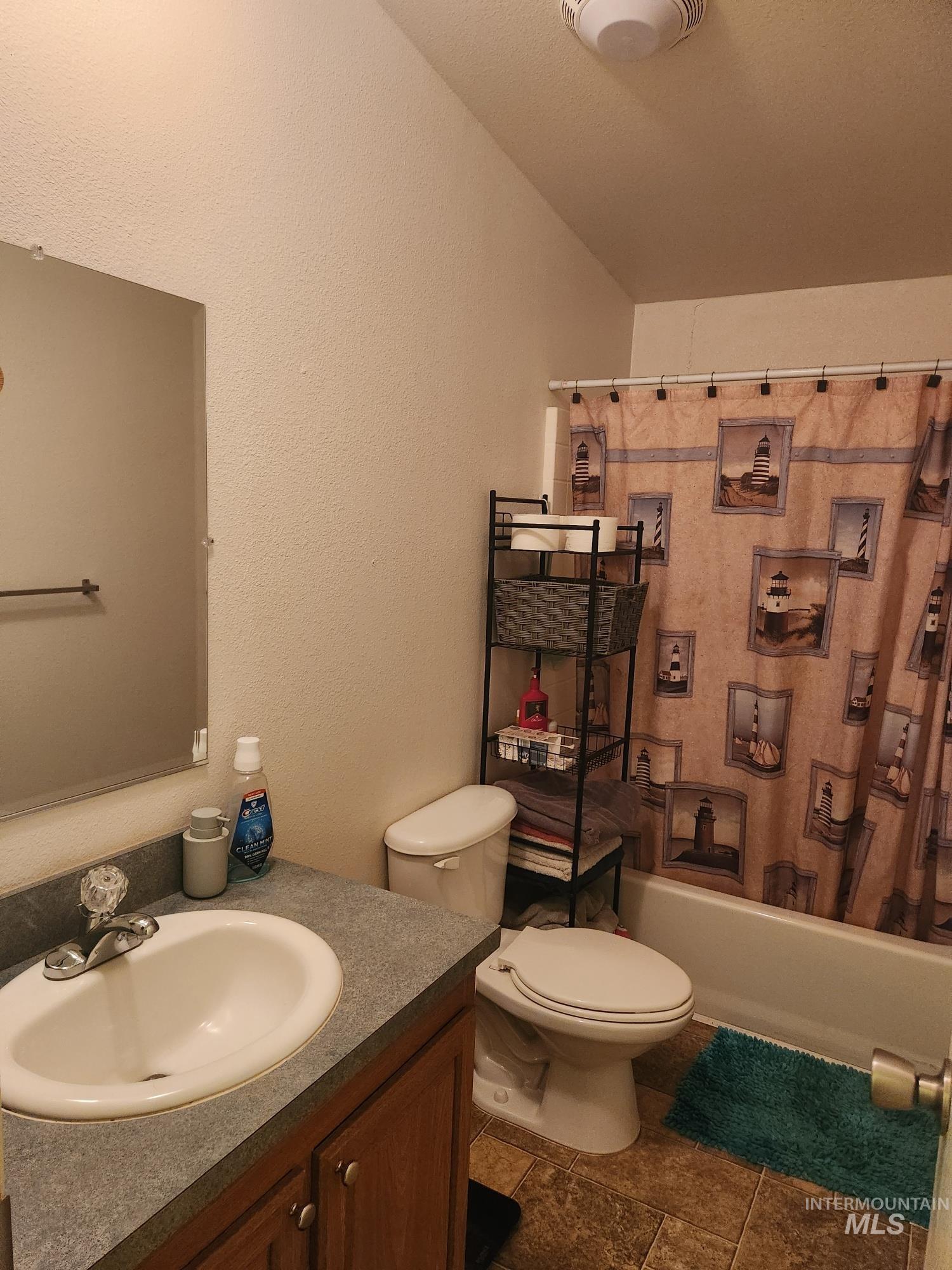 135 N Marion St Property Photo 15
