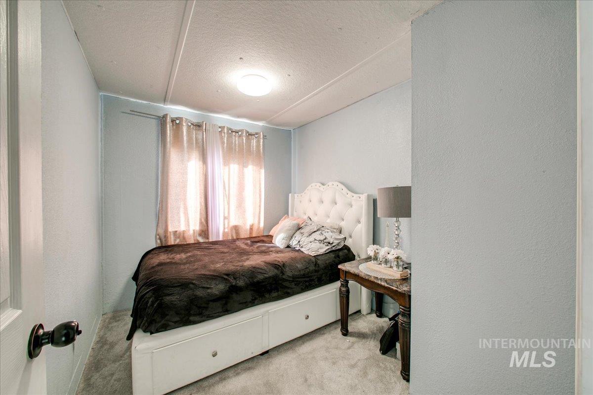5015 E Ustick Rd. Property Photo 11