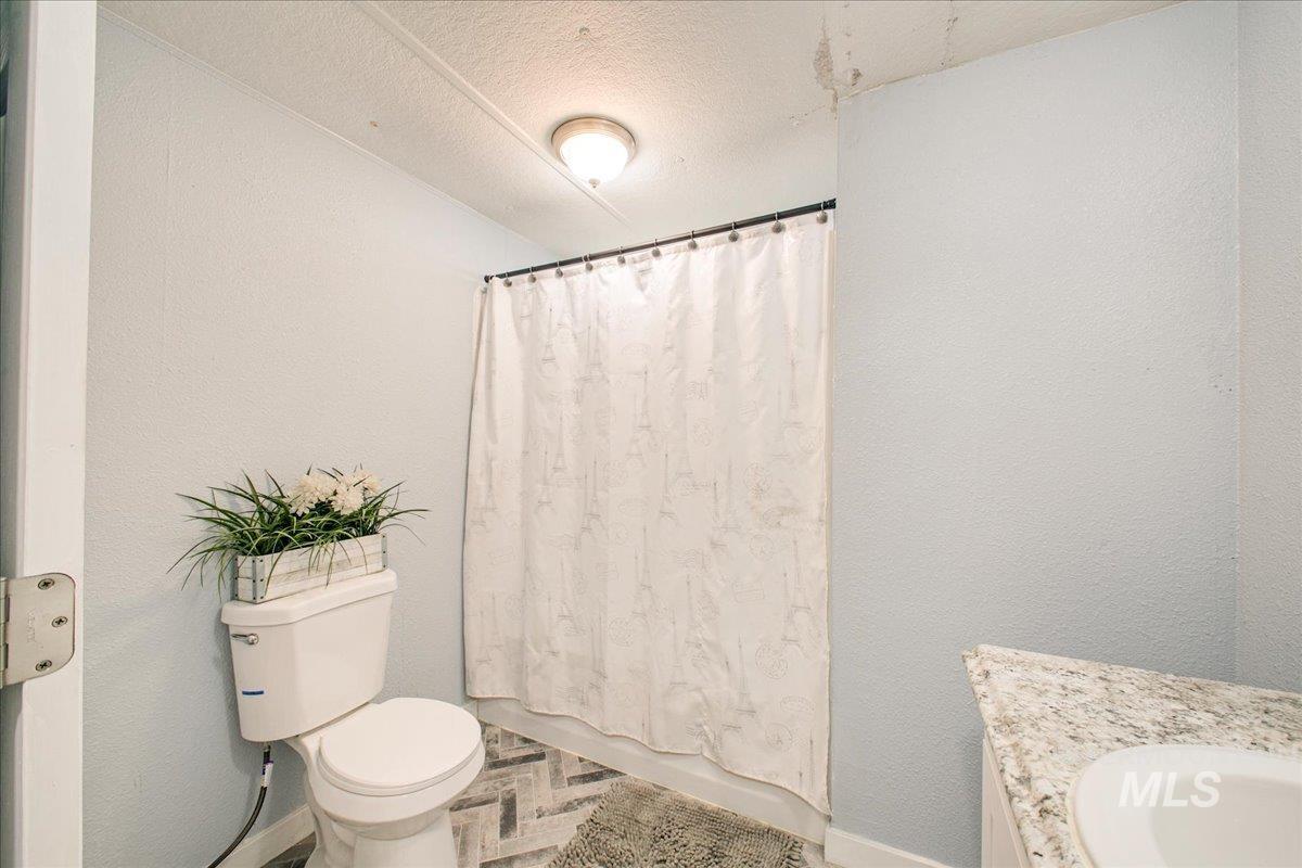5015 E Ustick Rd. Property Photo 15