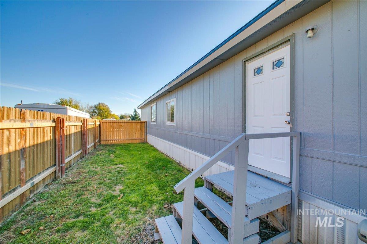 5015 E Ustick Rd. Property Photo 29