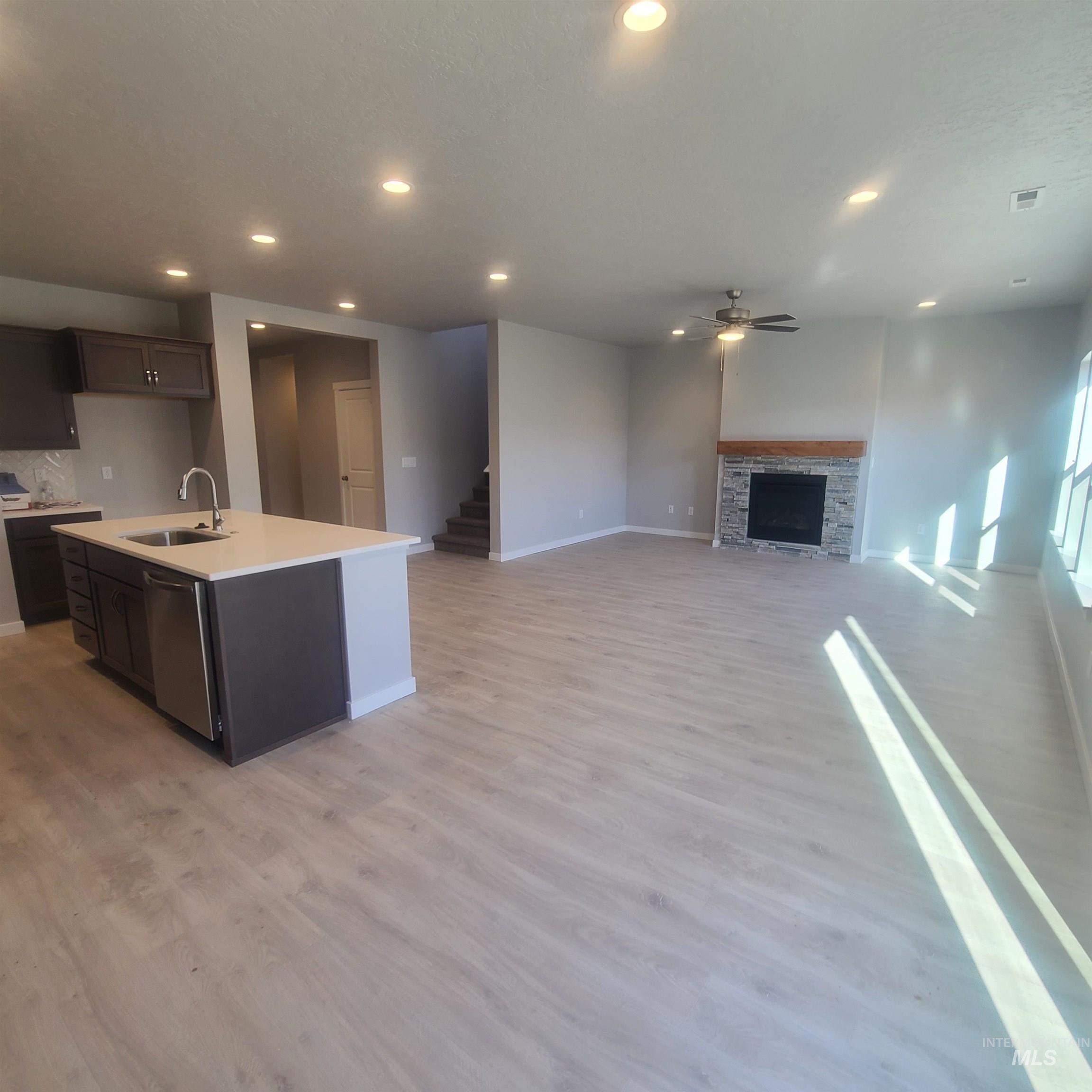124 W Sera Sole Ct Property Photo 4
