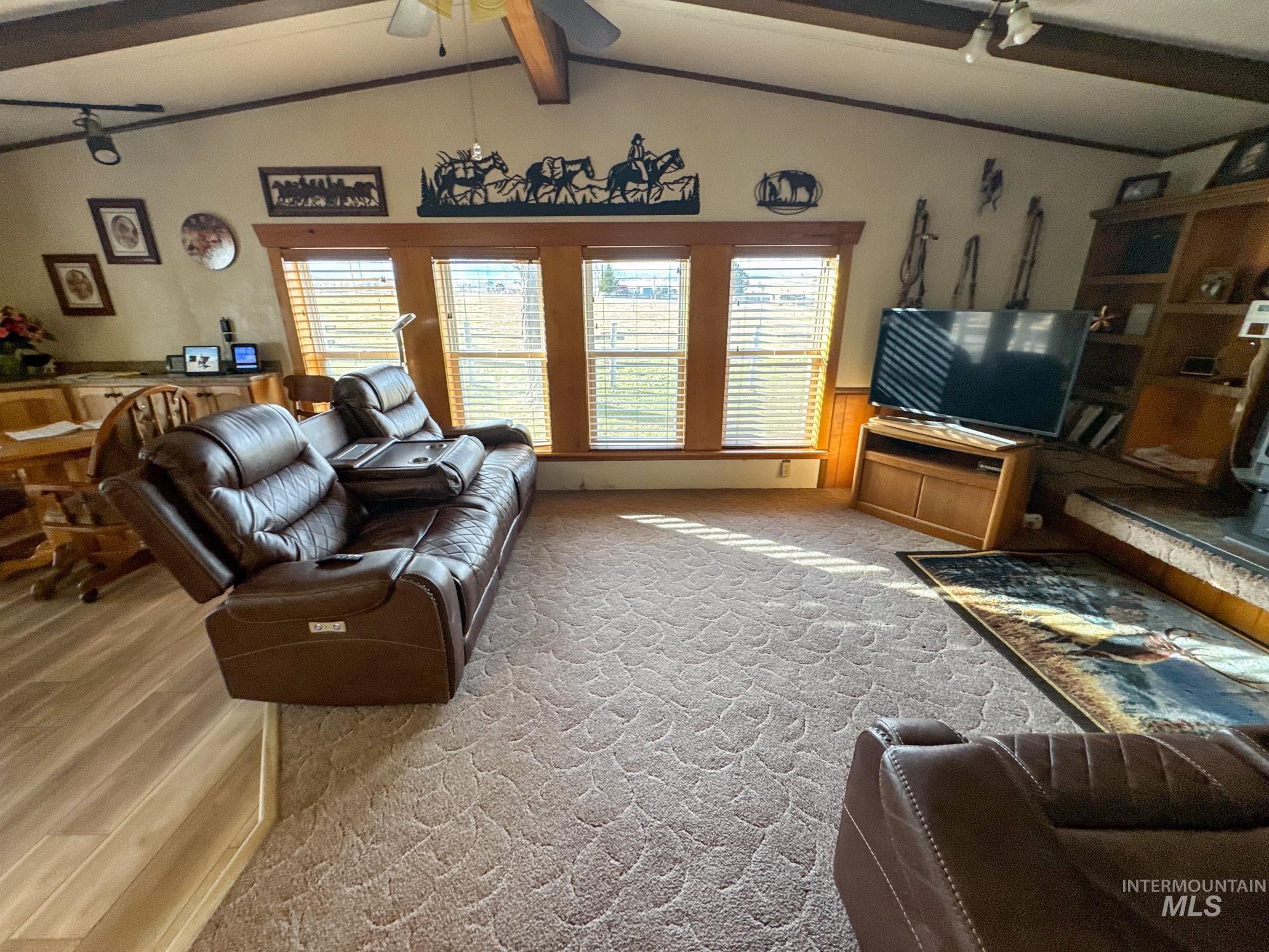 18138 Oreana Loop Road Property Photo 18