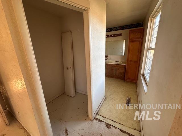 1510 1st Ave S Property Photo 23