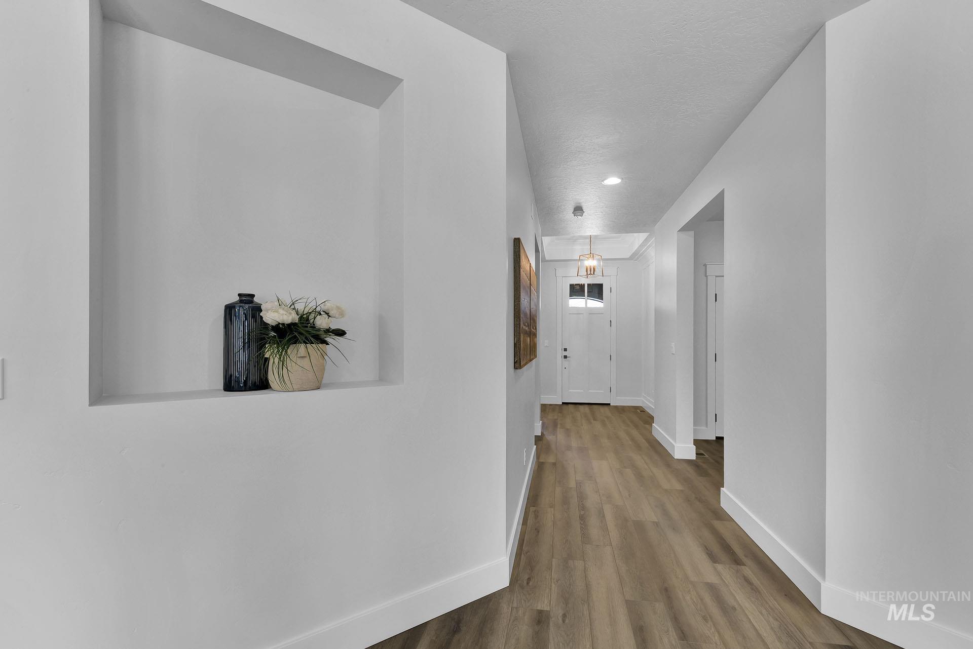 2632 E Galleon Ln Property Photo 6