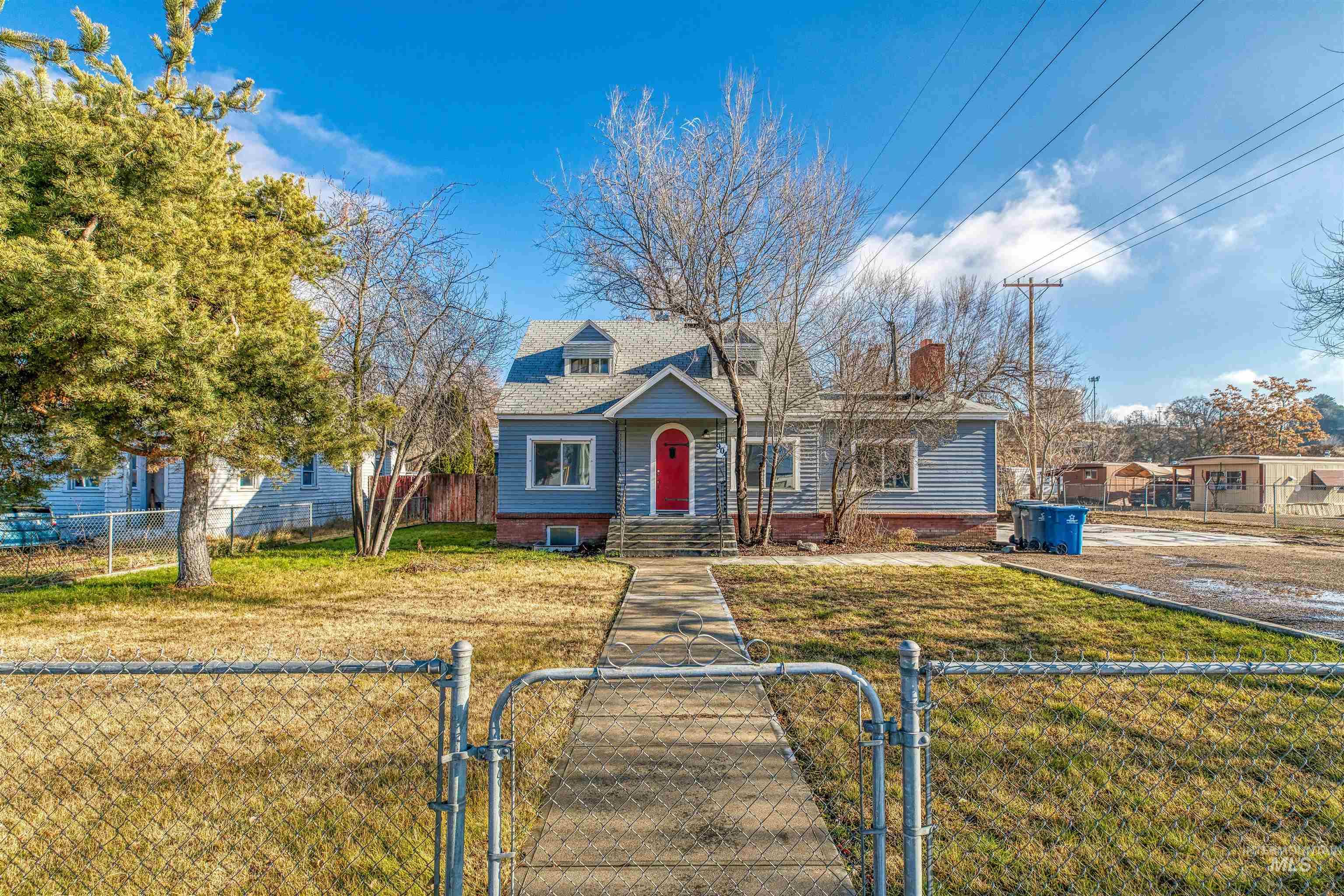 904 N Illinois Property Photo 38