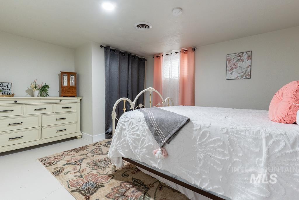 1302 1st Avenue South Property Photo 23