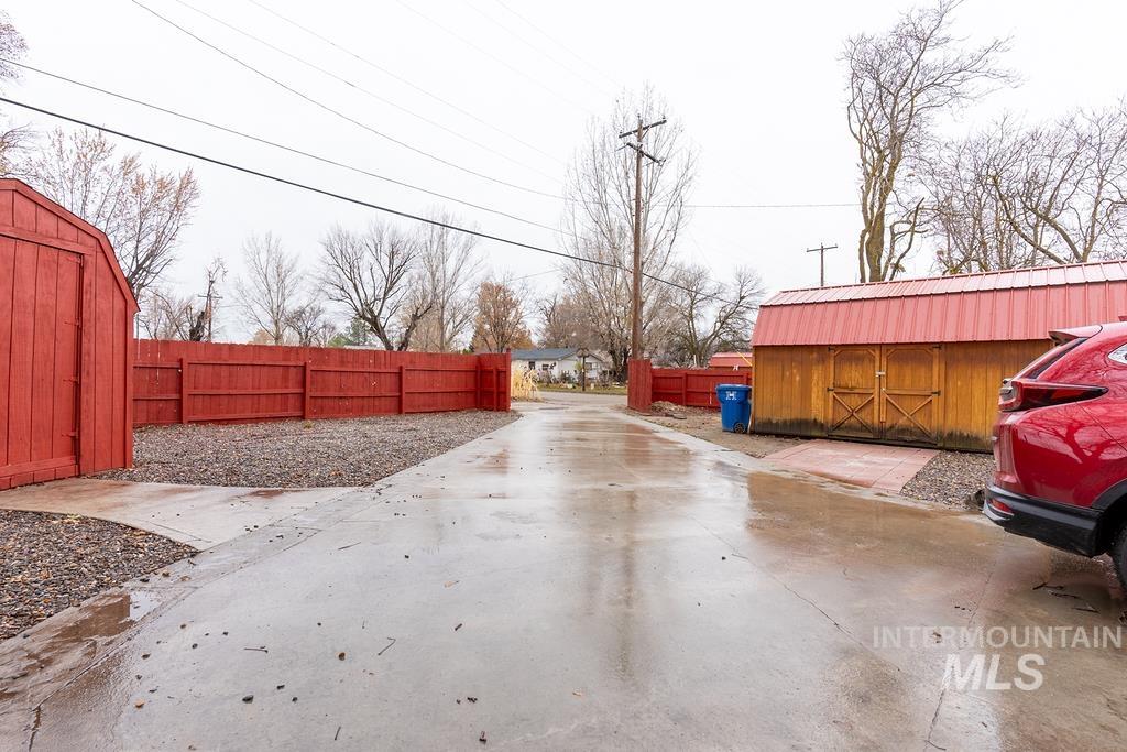 1302 1st Avenue South Property Photo 31