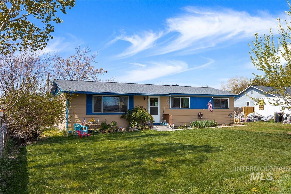 661 View Dr Property Photo