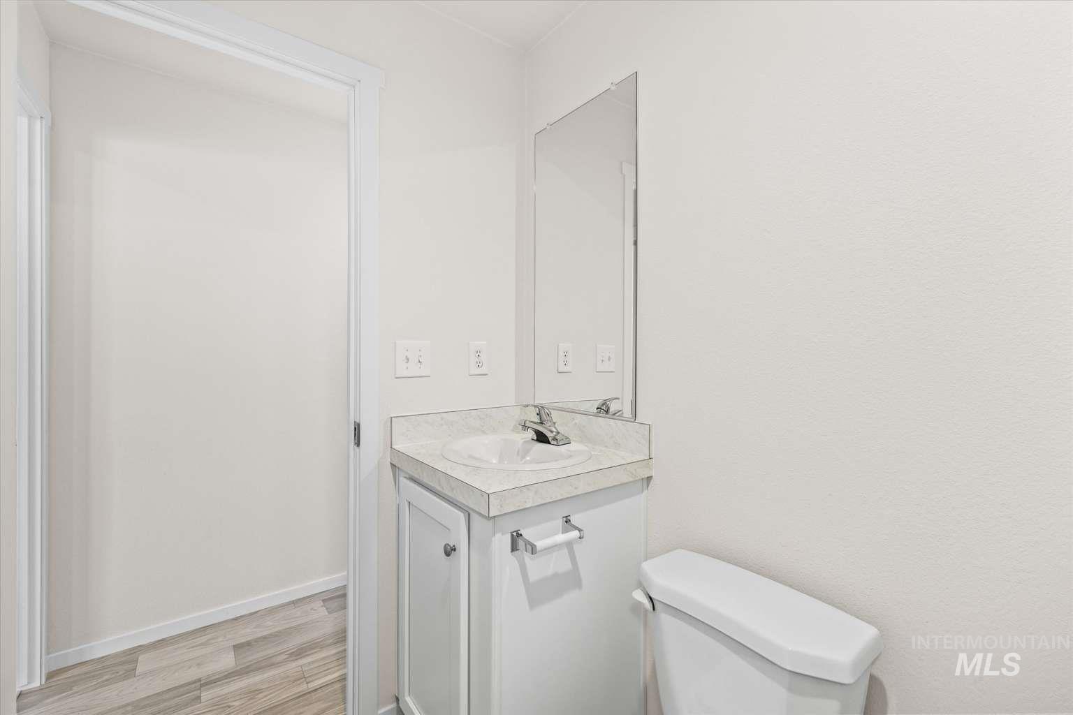 215 Dawn Dr Property Photo 15