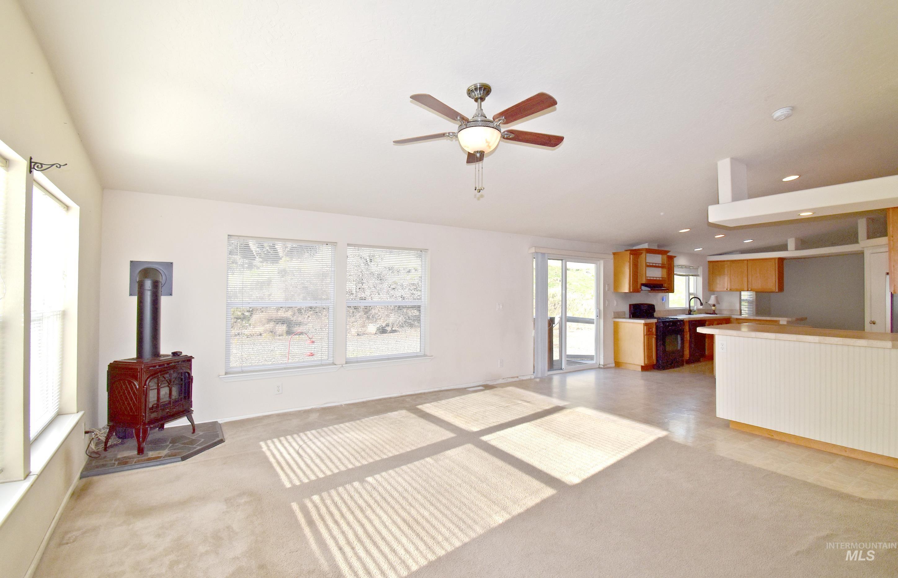 16186 Snake River Road Property Photo 11