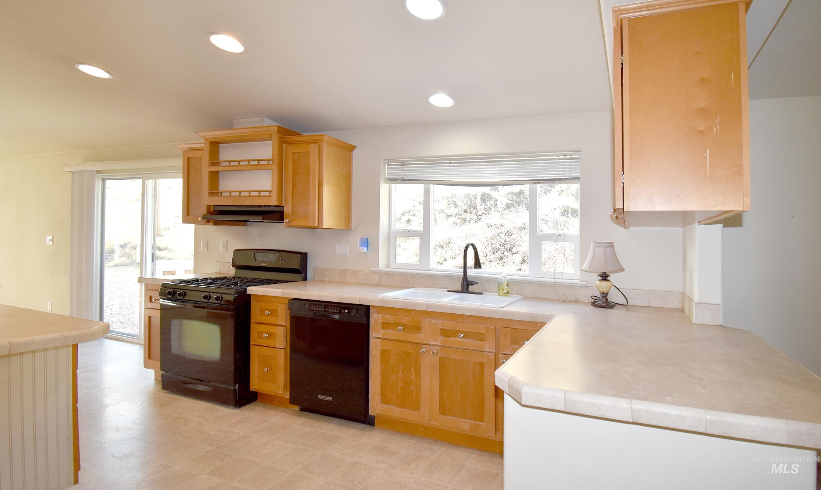 16186 Snake River Road Property Photo 20