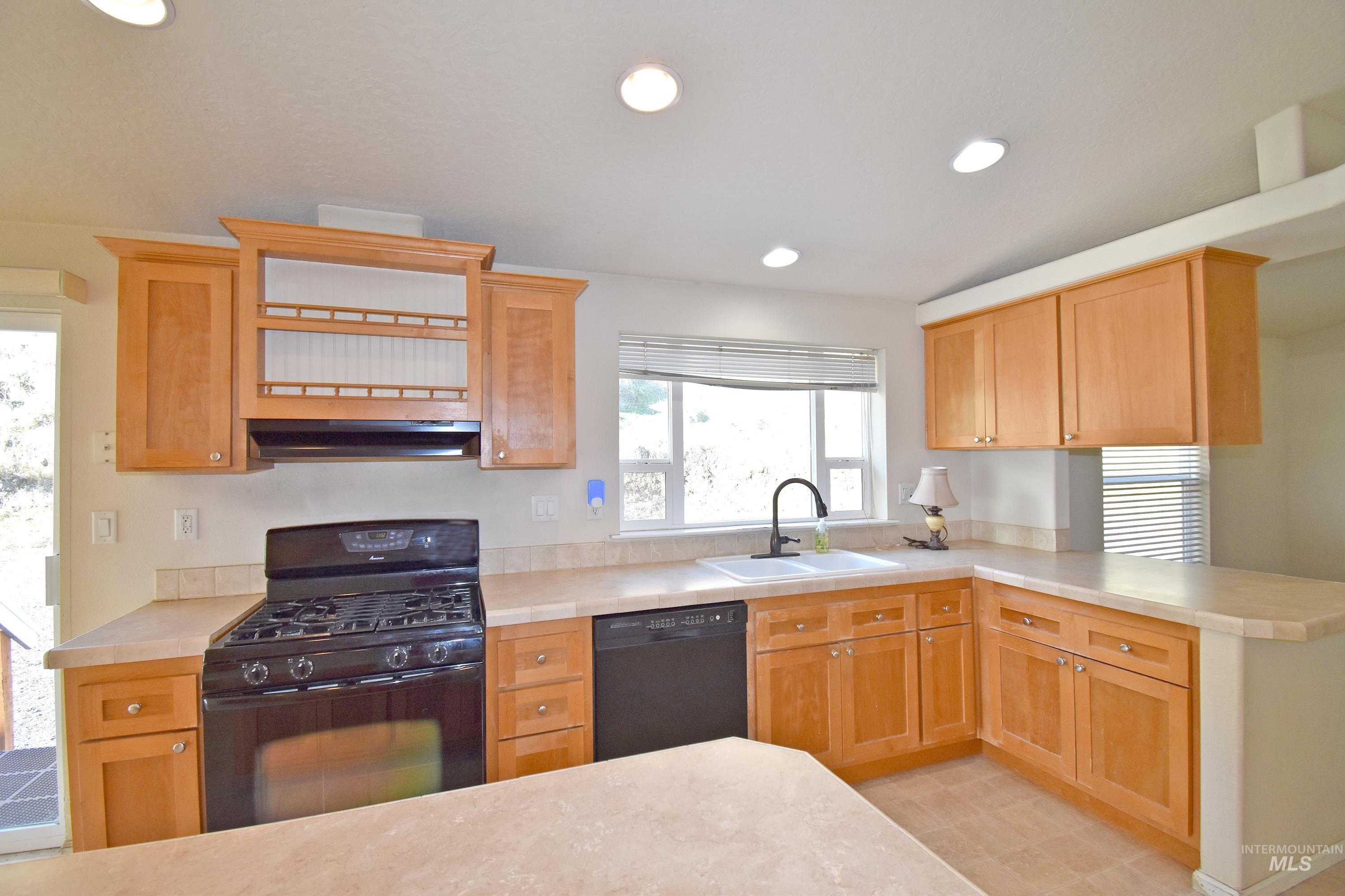 16186 Snake River Road Property Photo 21