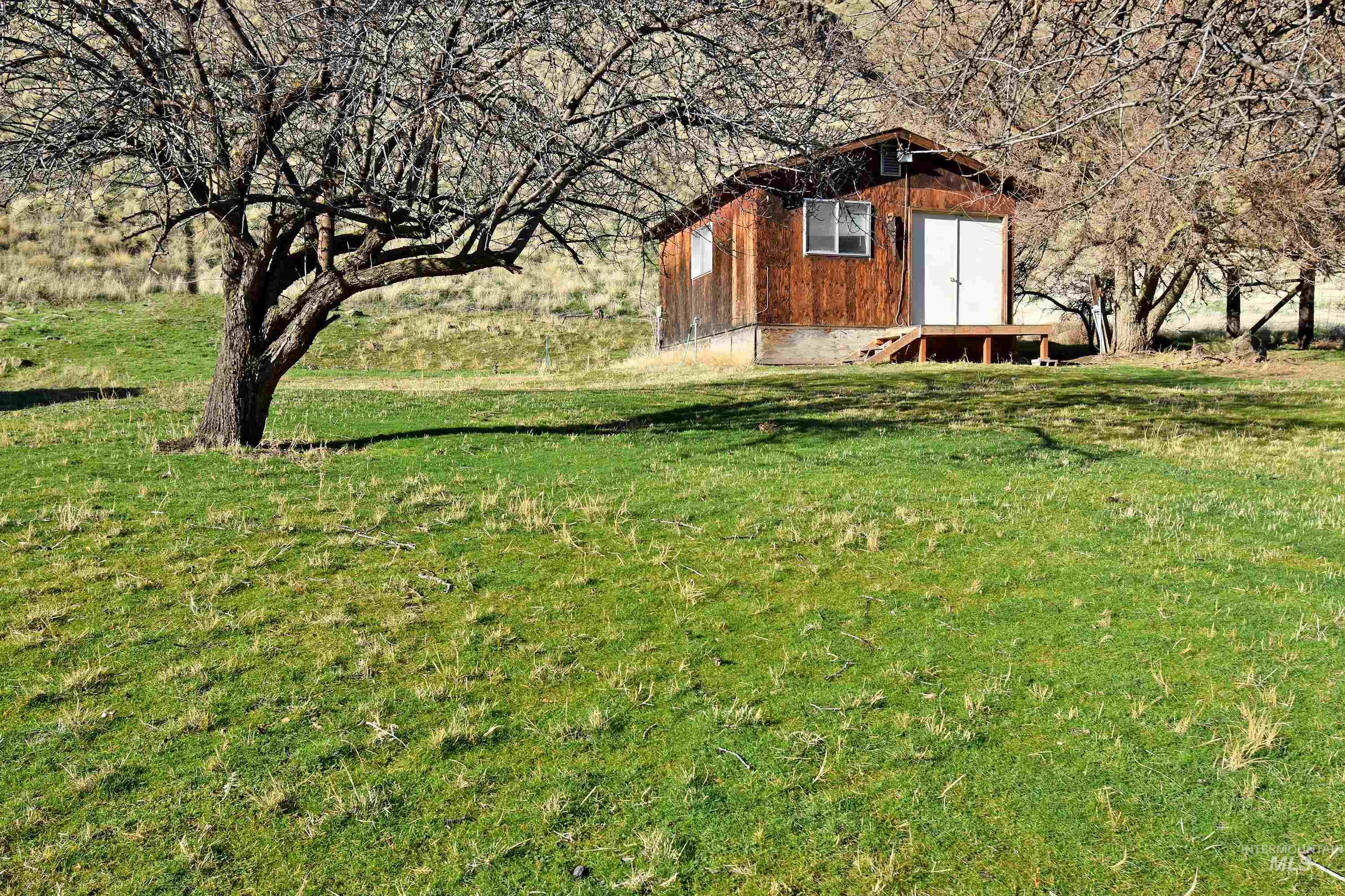 16186 Snake River Road Property Photo 37