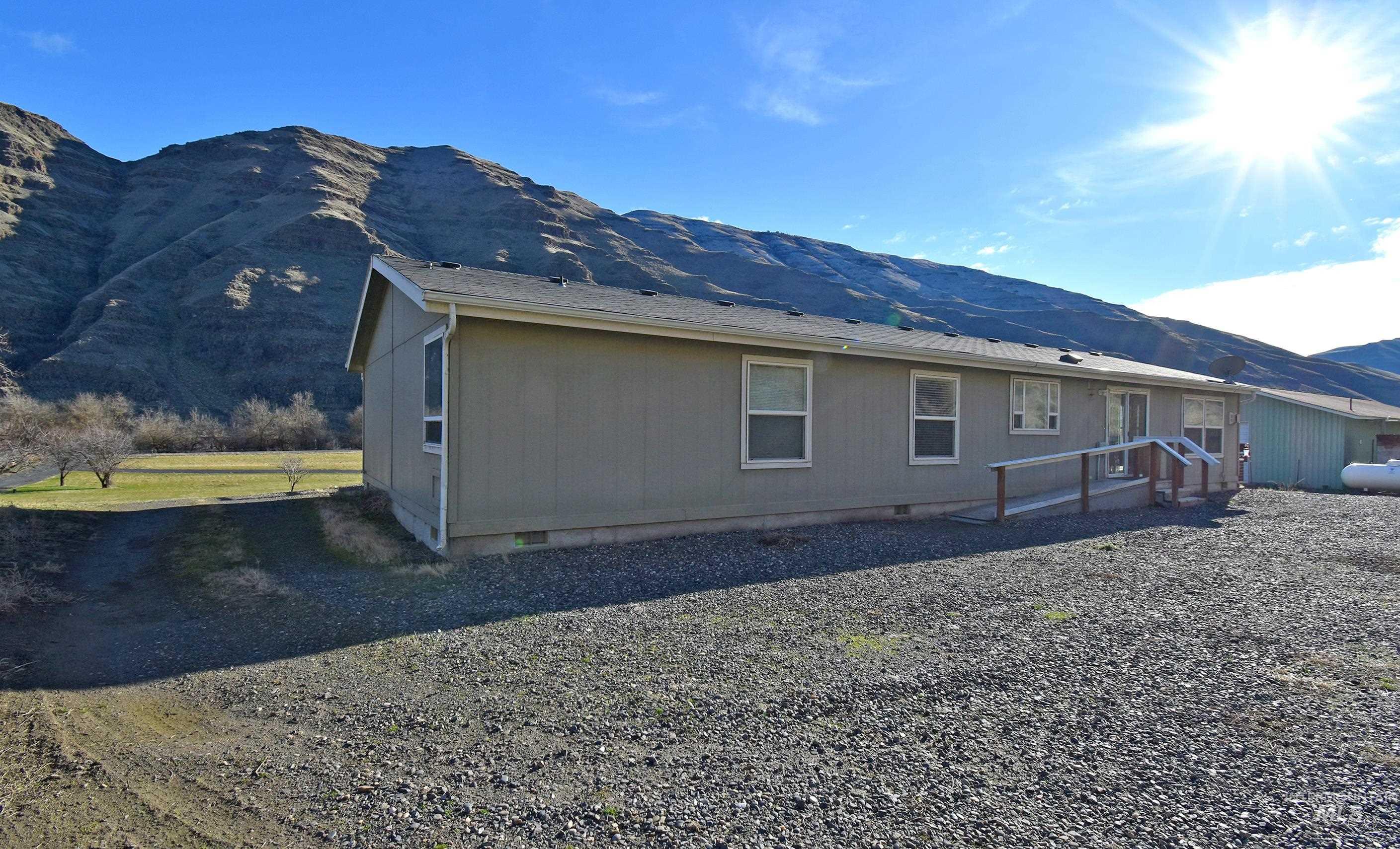 16186 Snake River Road Property Photo 39