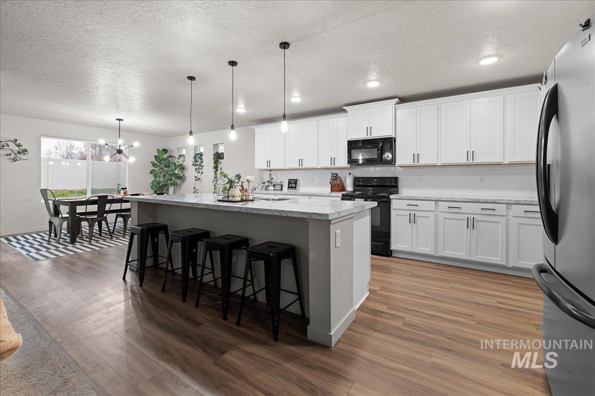 4065 E Eagle Ridge Drive Property Photo 6