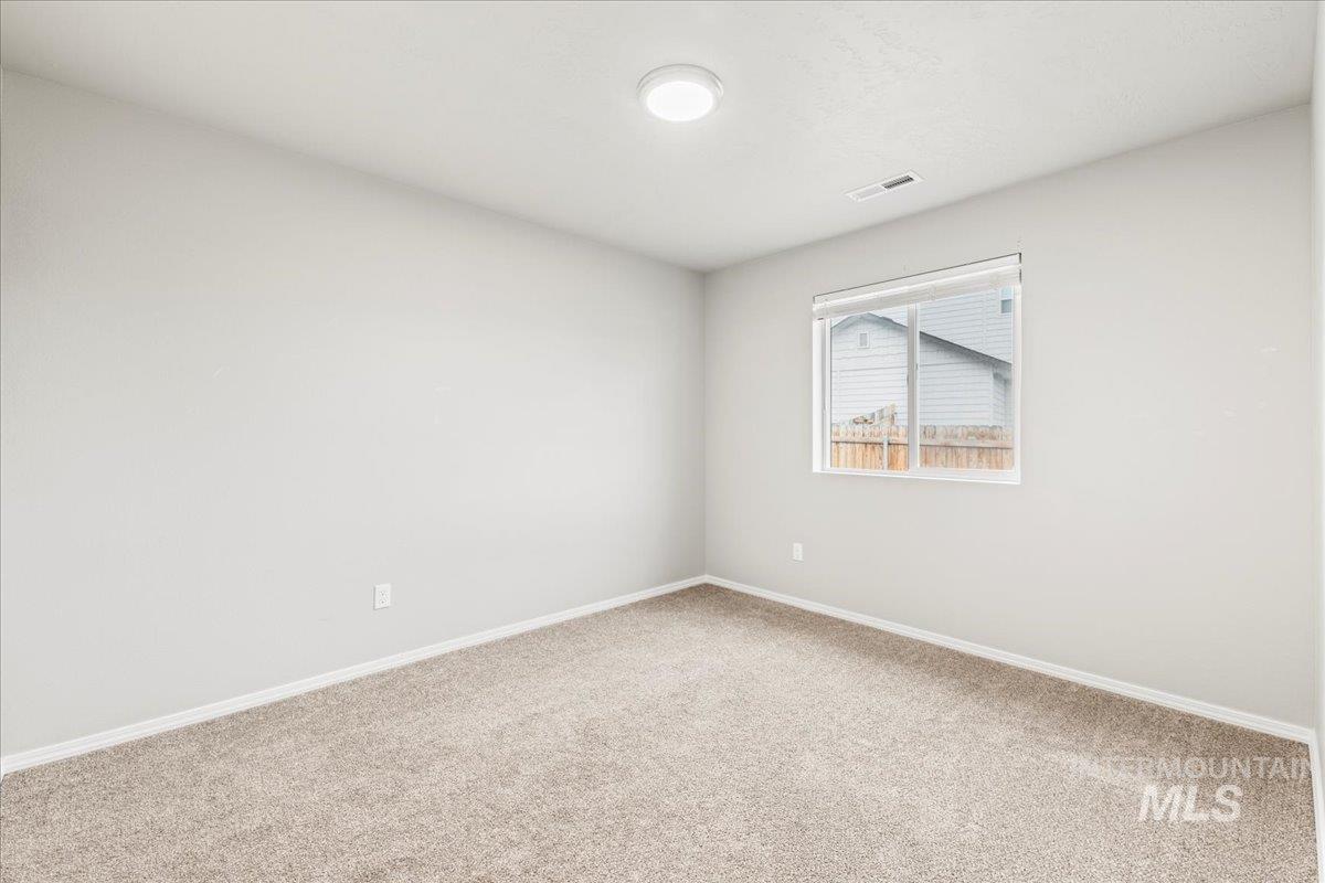 900 Sw Lago St Property Photo 27