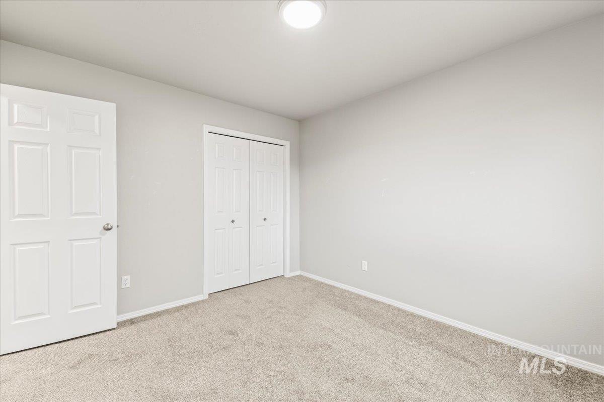 900 Sw Lago St Property Photo 28