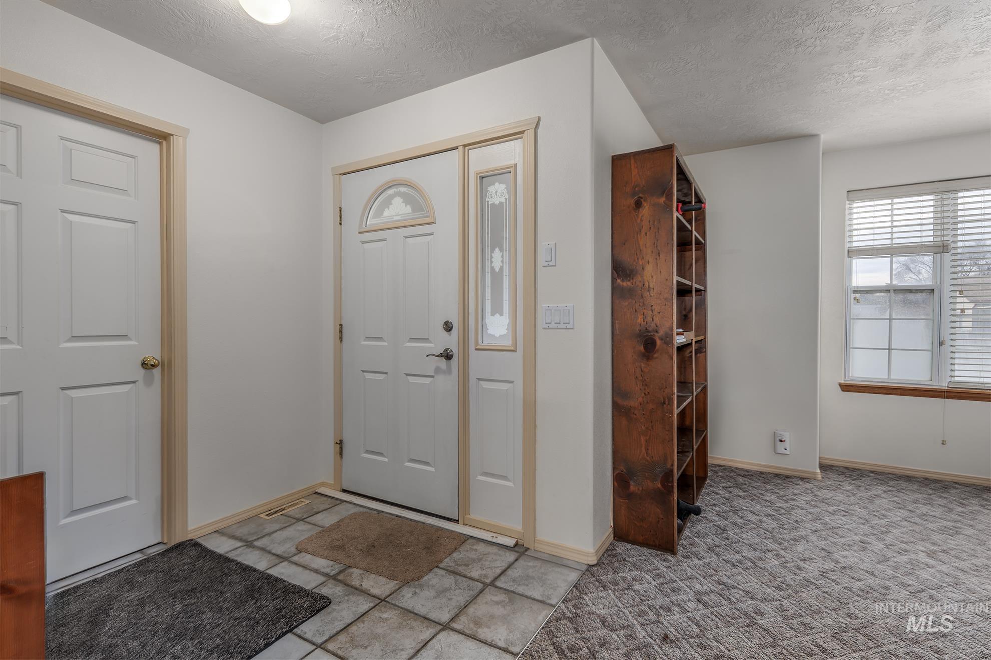 820 14th St. N Property Photo 7