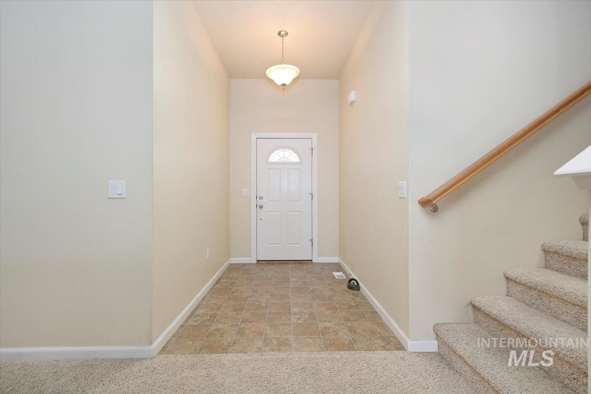 420 Rothbury Dr. Property Photo 25