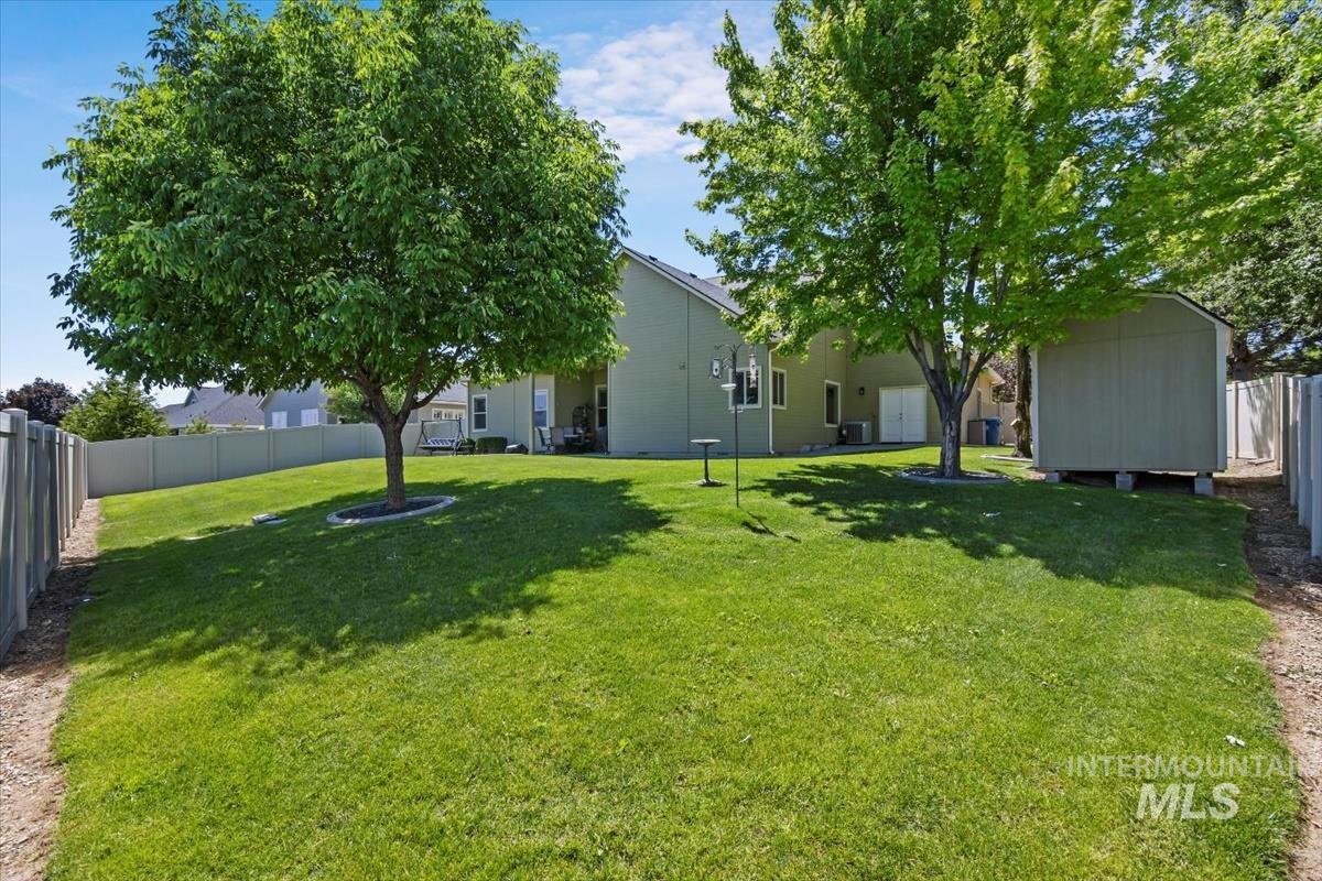 420 Rothbury Dr. Property Photo 32