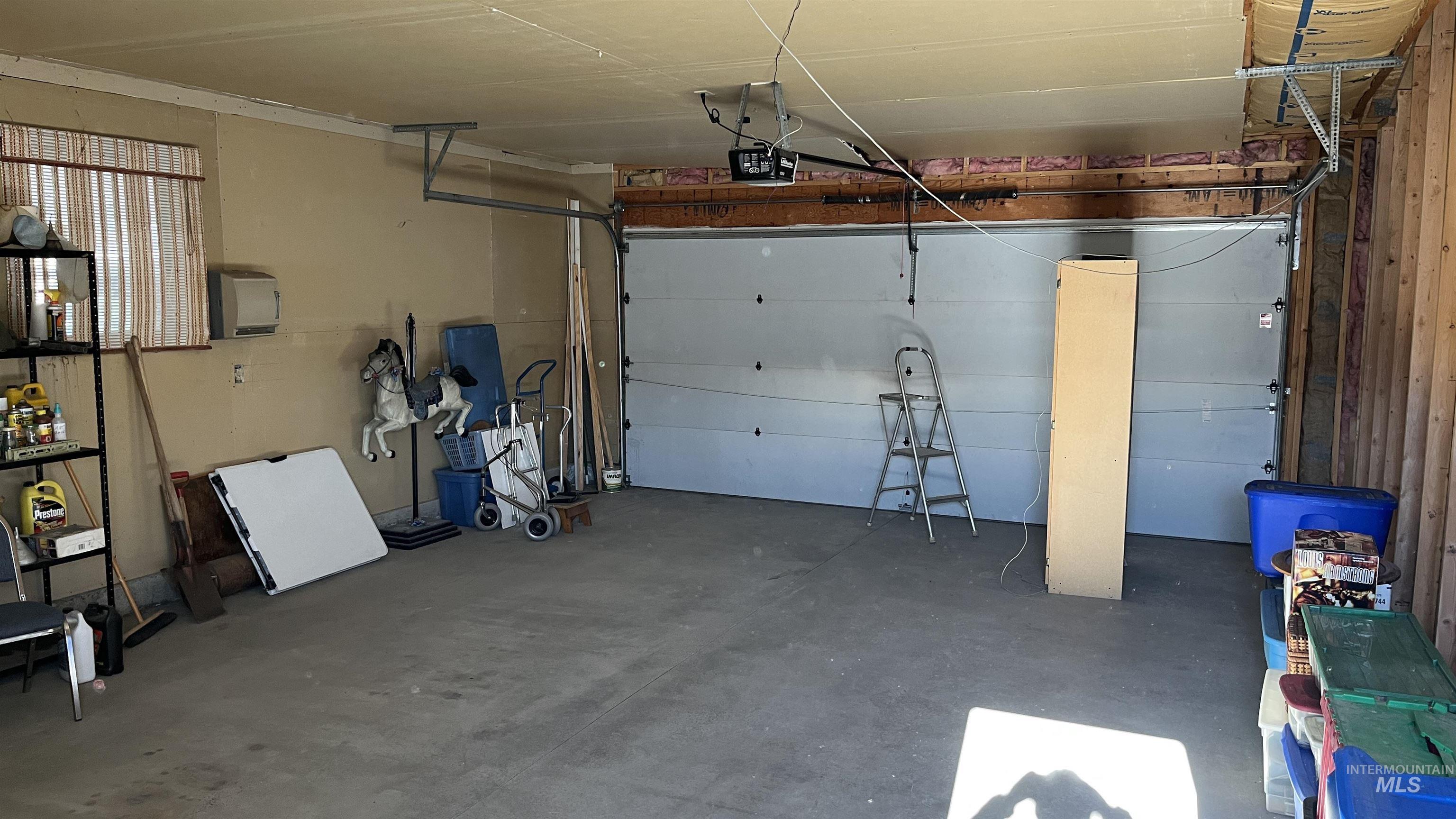 10703 Palm Drive Property Photo 6