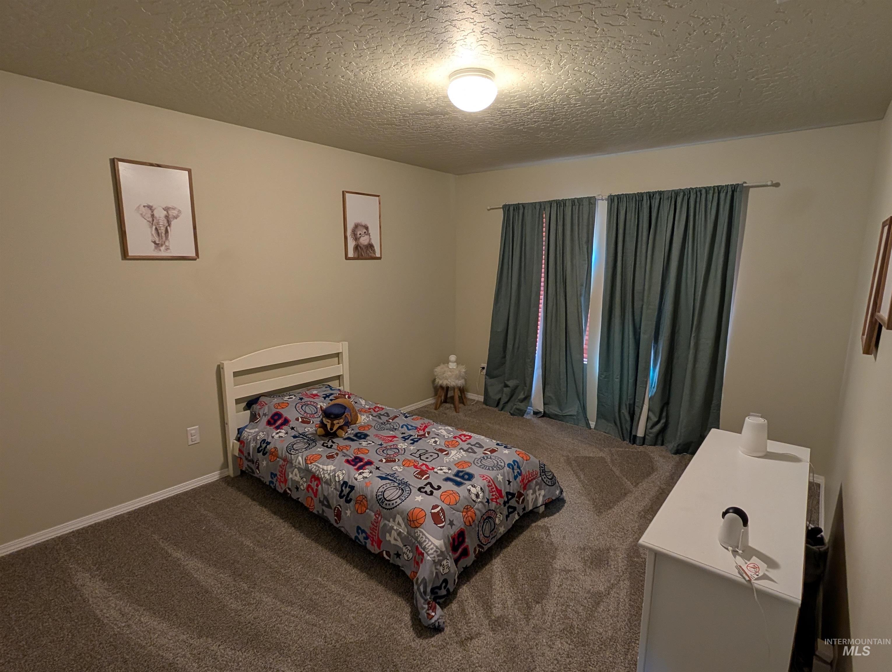 12880 Adelaide St Property Photo 23