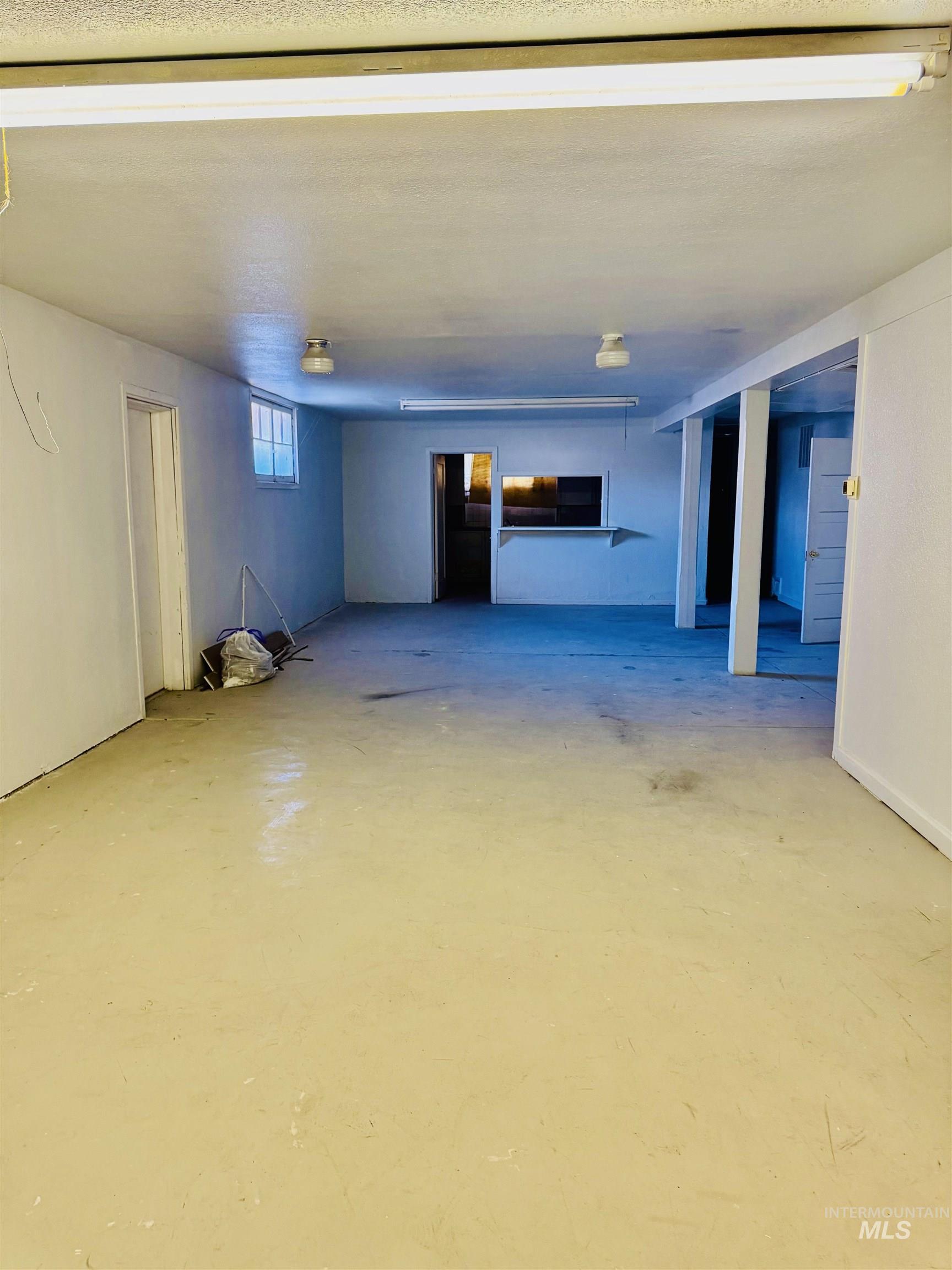 261 Sw 3rd Ave Property Photo 8