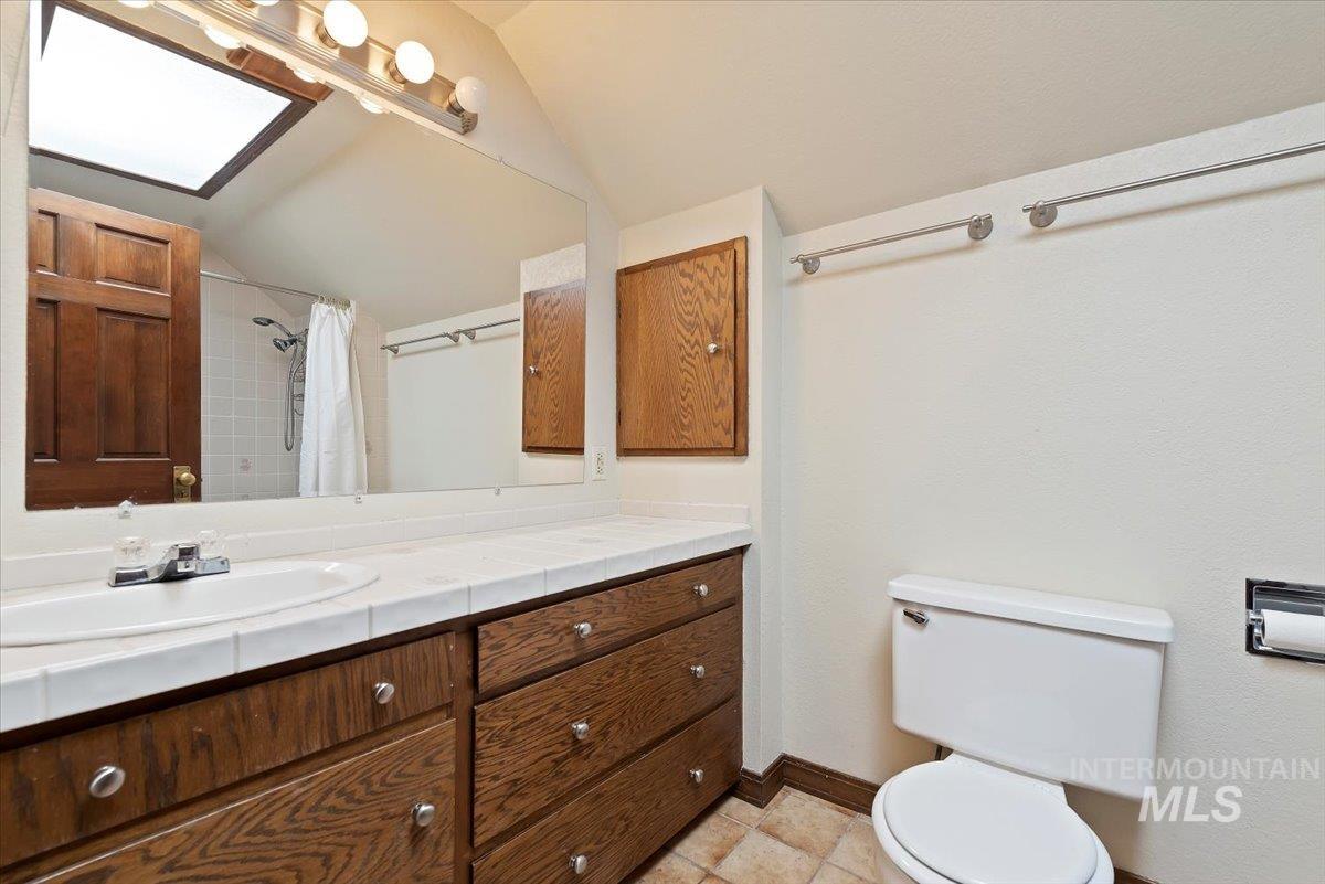 6926 Highway 44 Property Photo 17
