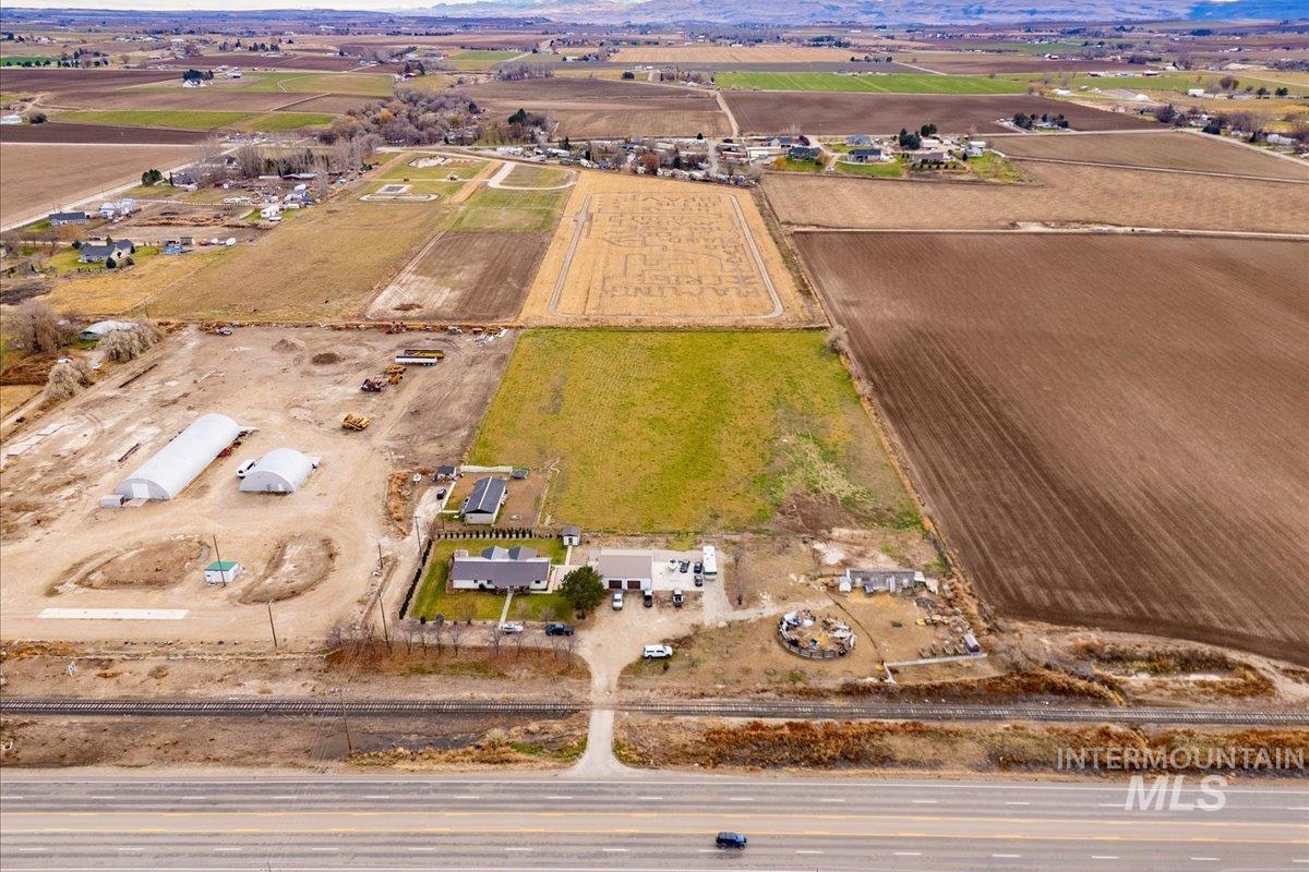 20201 Simplot Blvd Property Photo 3