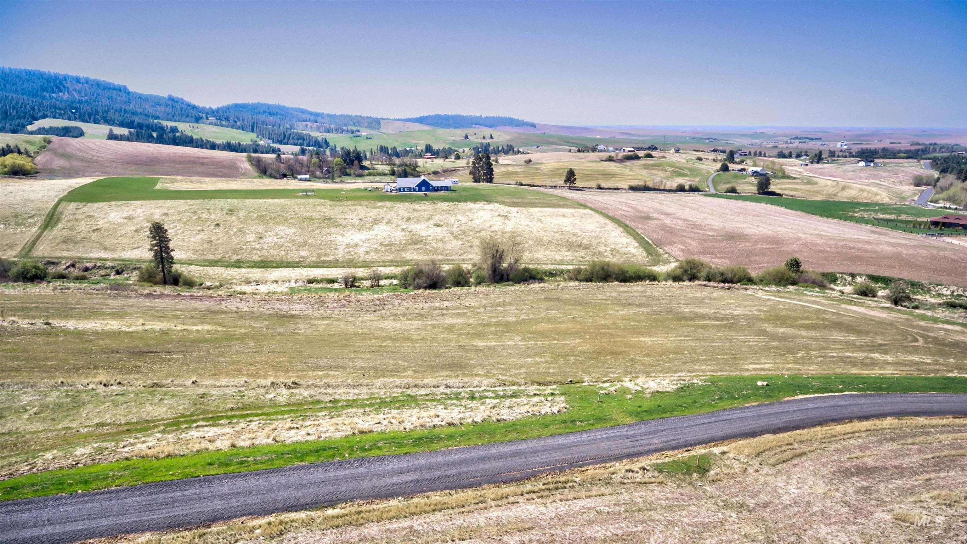 002 Raptor Lane (lot 2) Property Photo 15