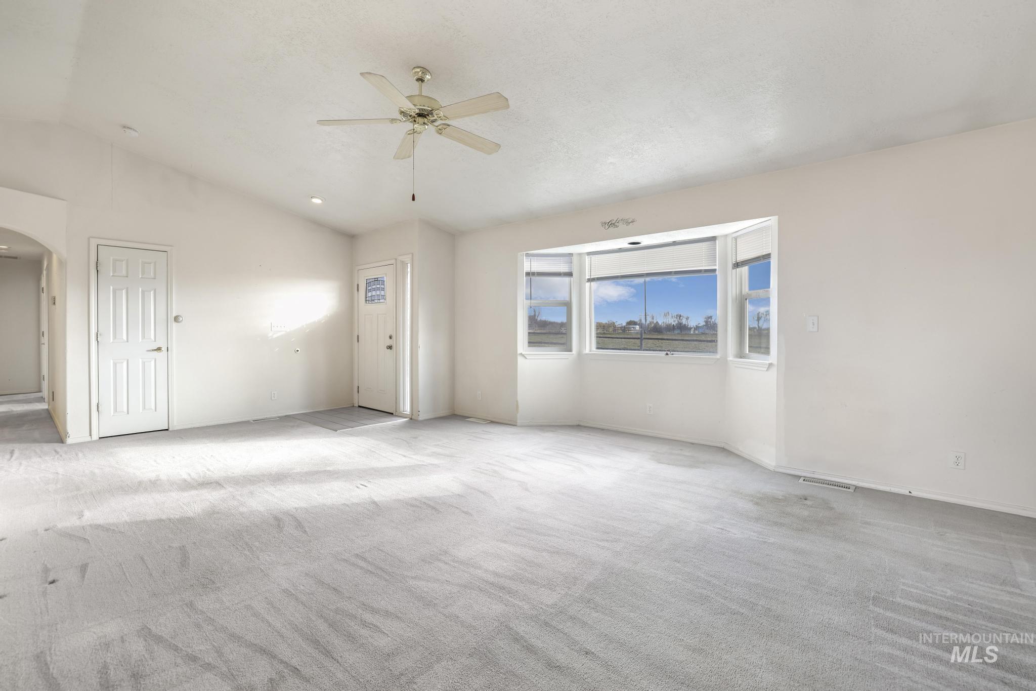 489 S 138 W Road Property Photo 3