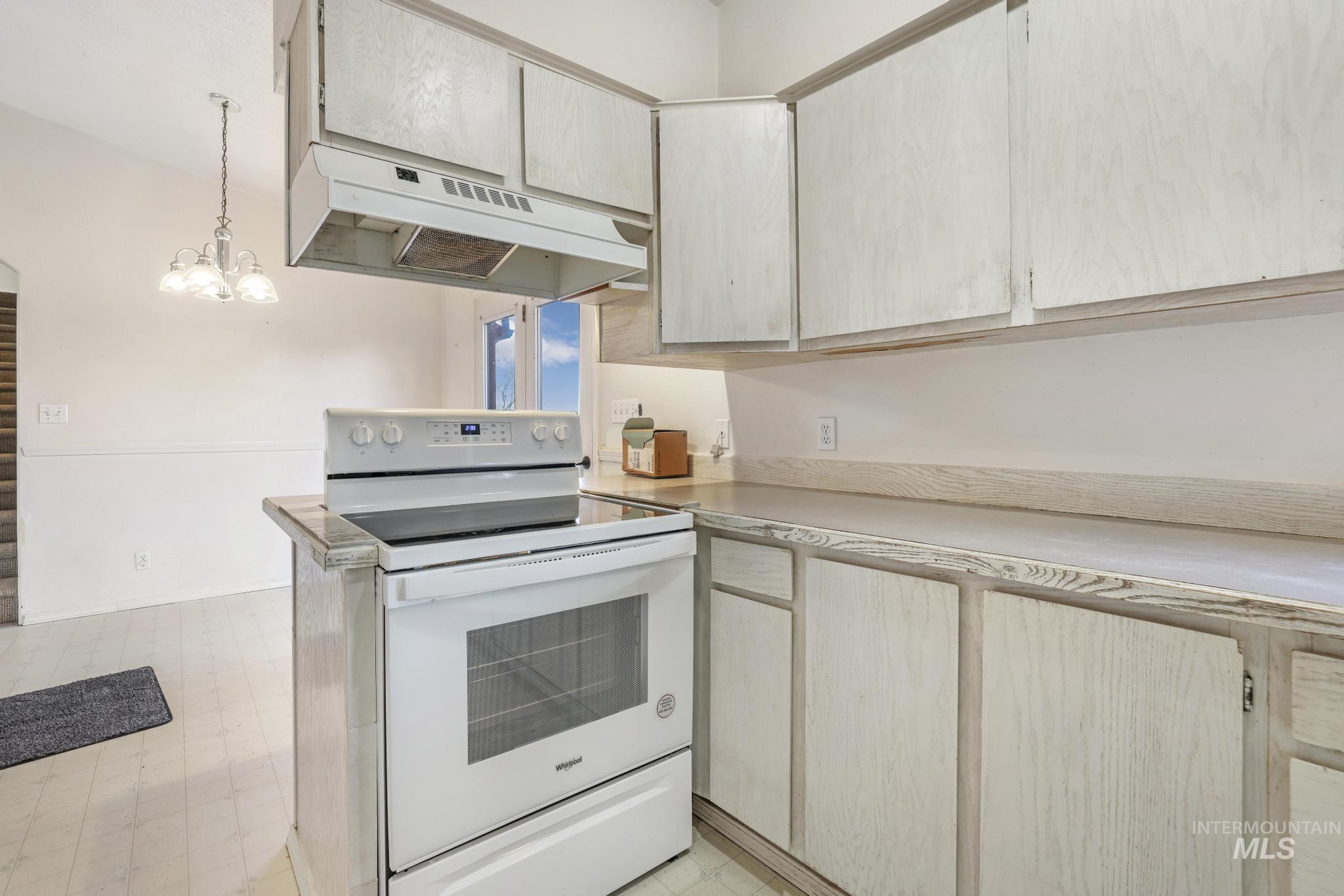 489 S 138 W Road Property Photo 7