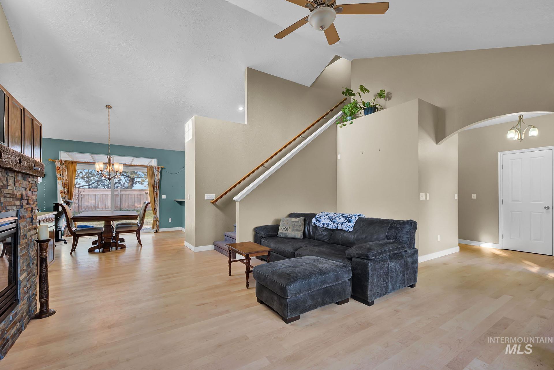 6317 N Bellecreek Ave Property Photo 12