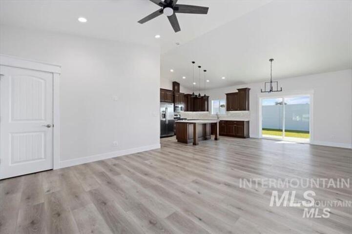 1445 Zephlyn St. Property Photo 7