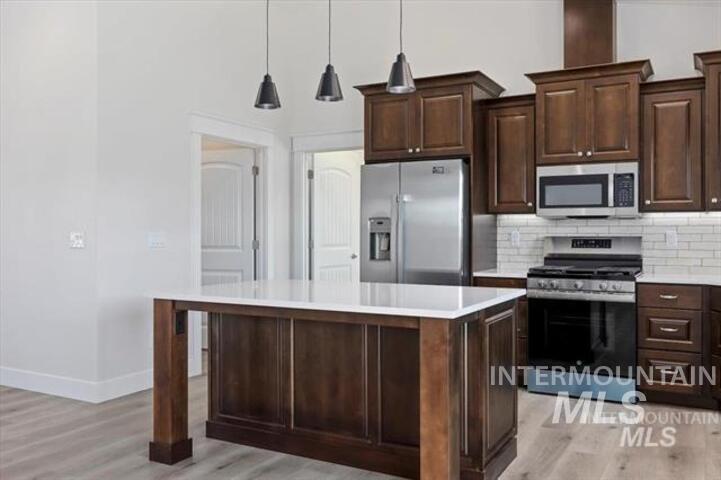 1445 Zephlyn St. Property Photo 12