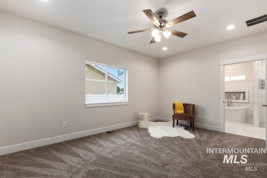 1459 Zephlyn St Property Photo 11