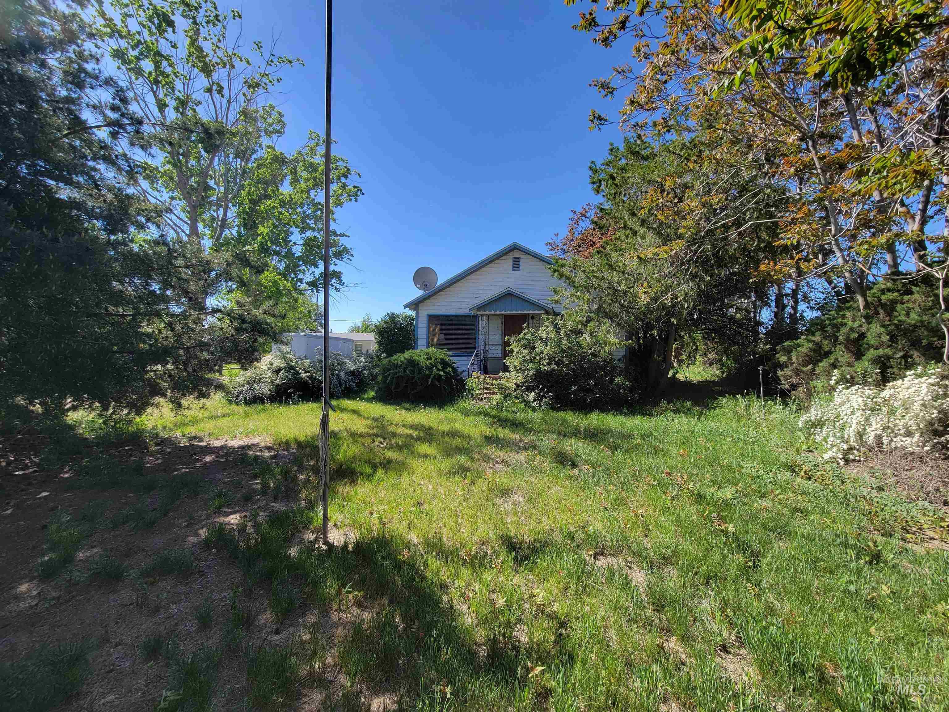 13347 Locust Ln Property Photo 5