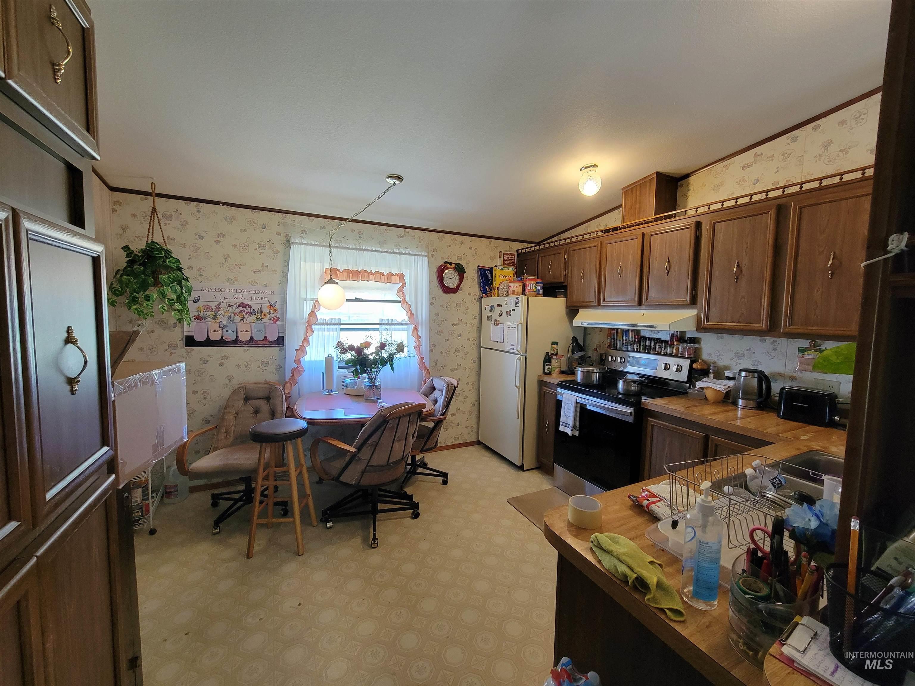 13347 Locust Ln Property Photo 11