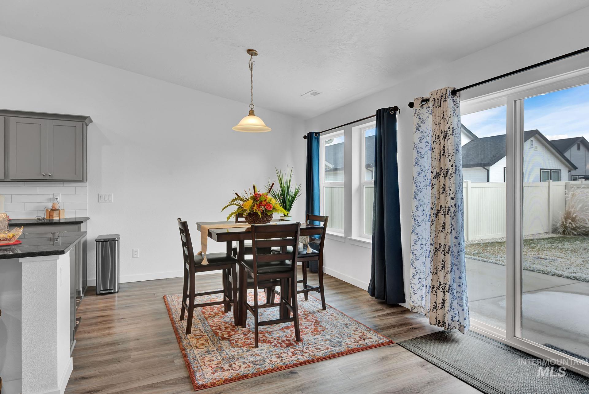 17032 Thomas Paine Way Property Photo 18