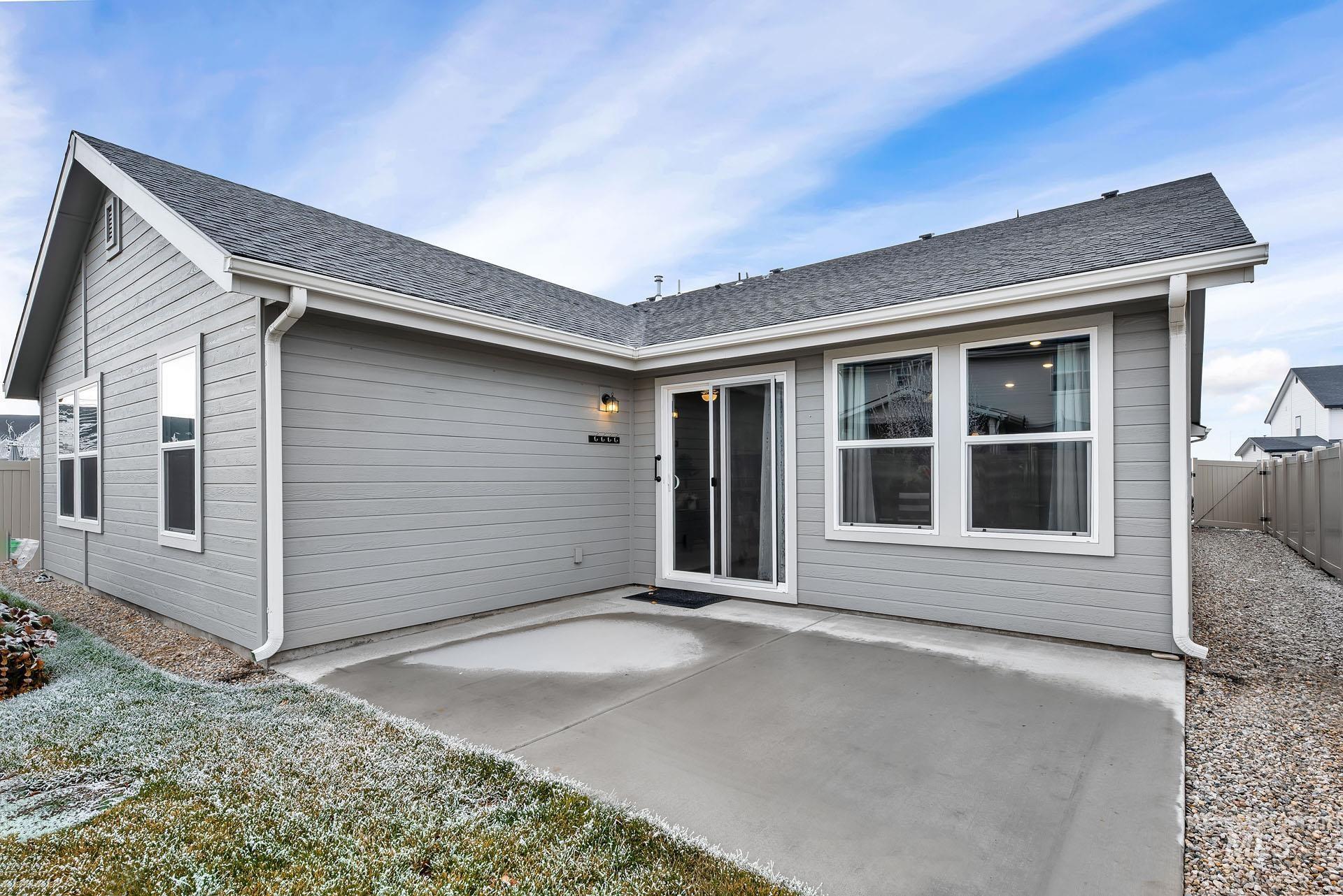 17032 Thomas Paine Way Property Photo 19