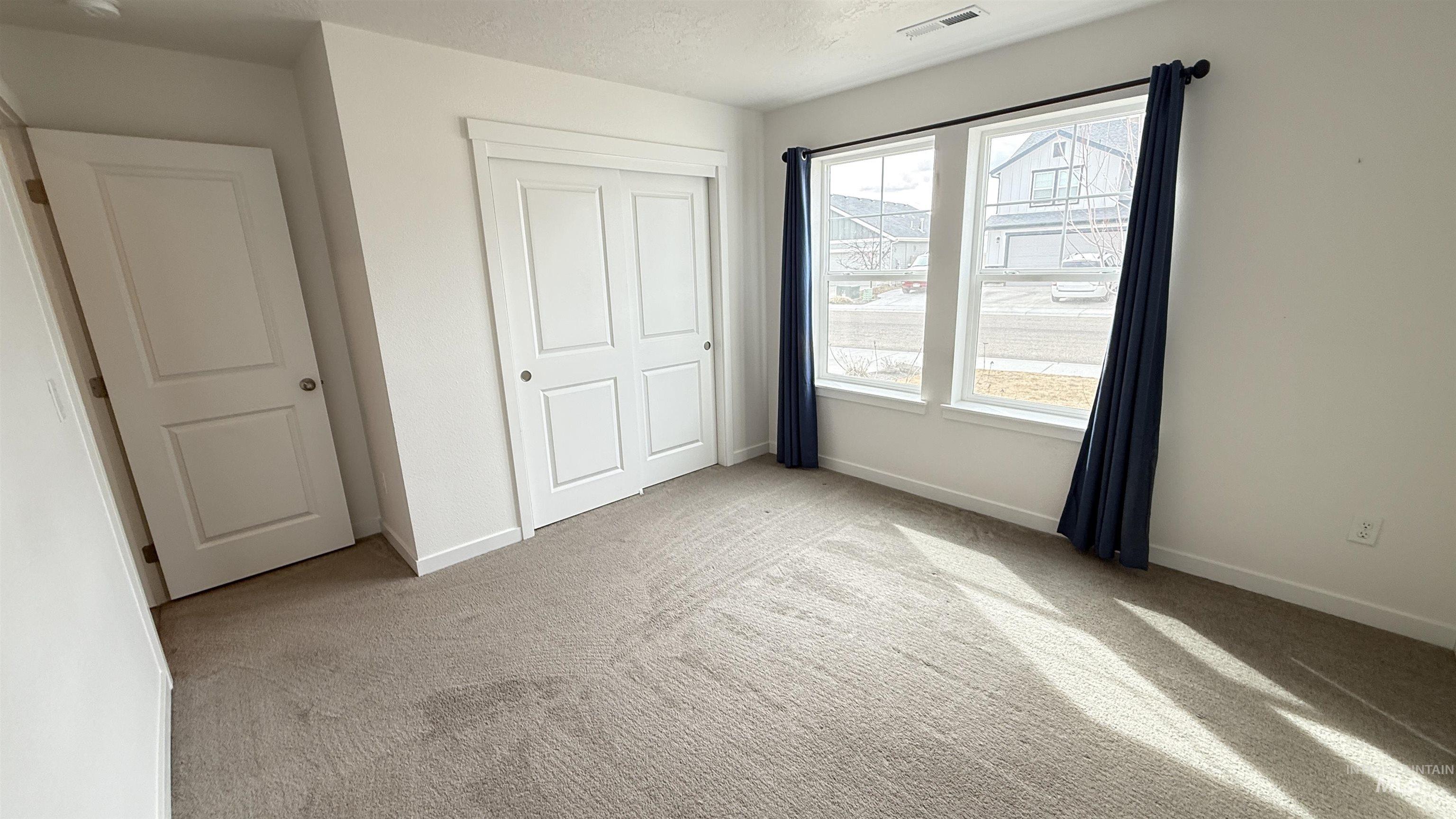 17032 Thomas Paine Way Property Photo 42