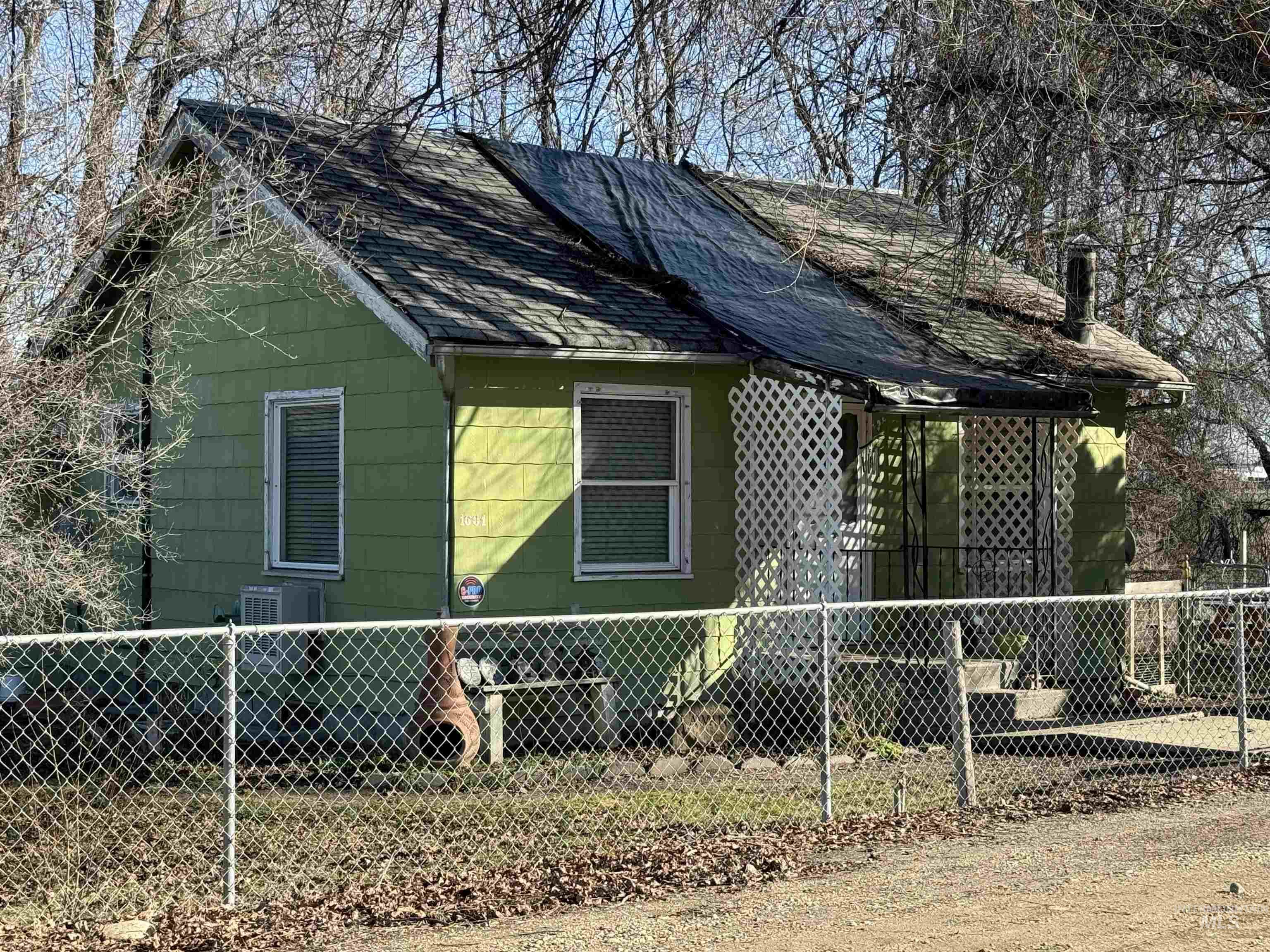 1601 Main St Property Photo 1
