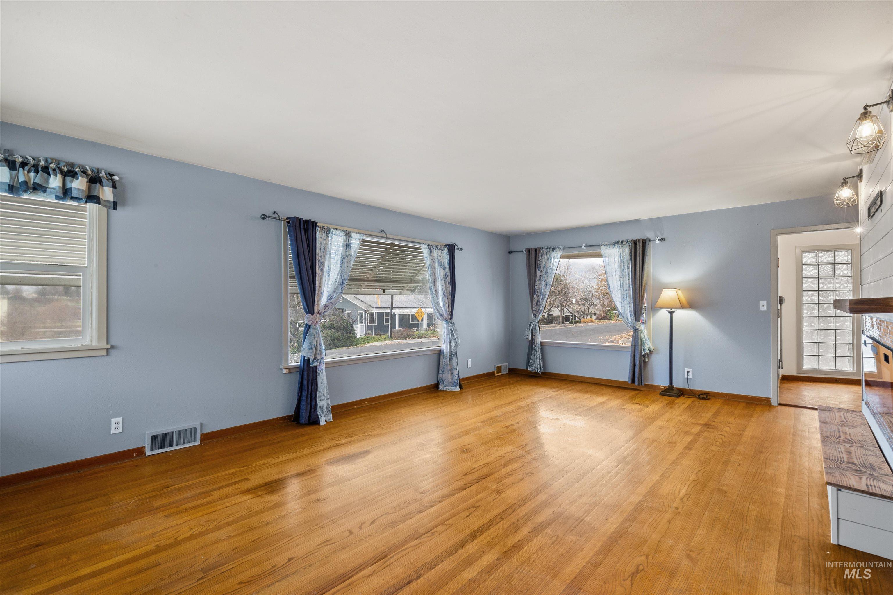 106 13th Avenue Property Photo 21