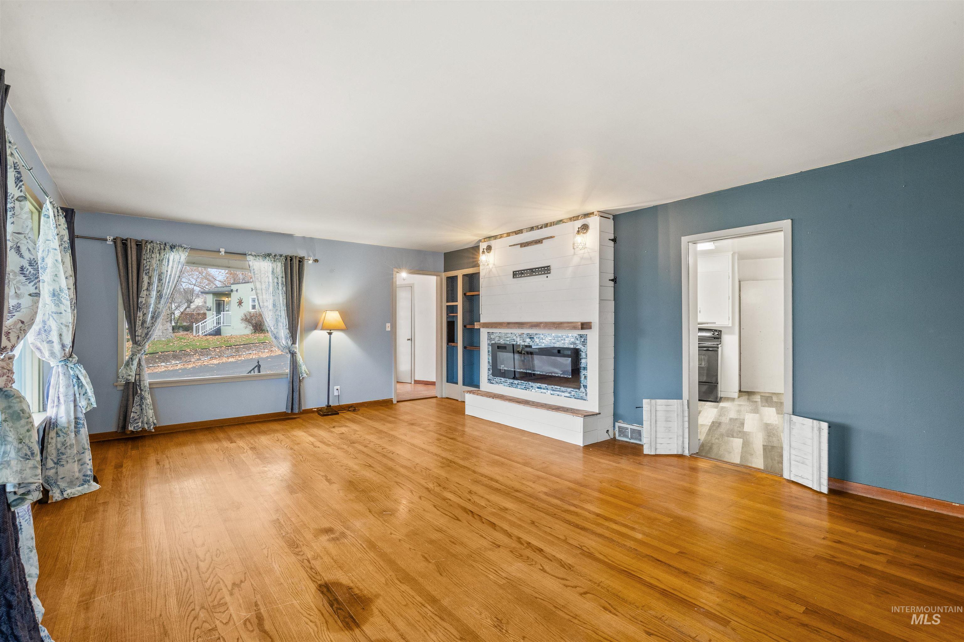 106 13th Avenue Property Photo 22
