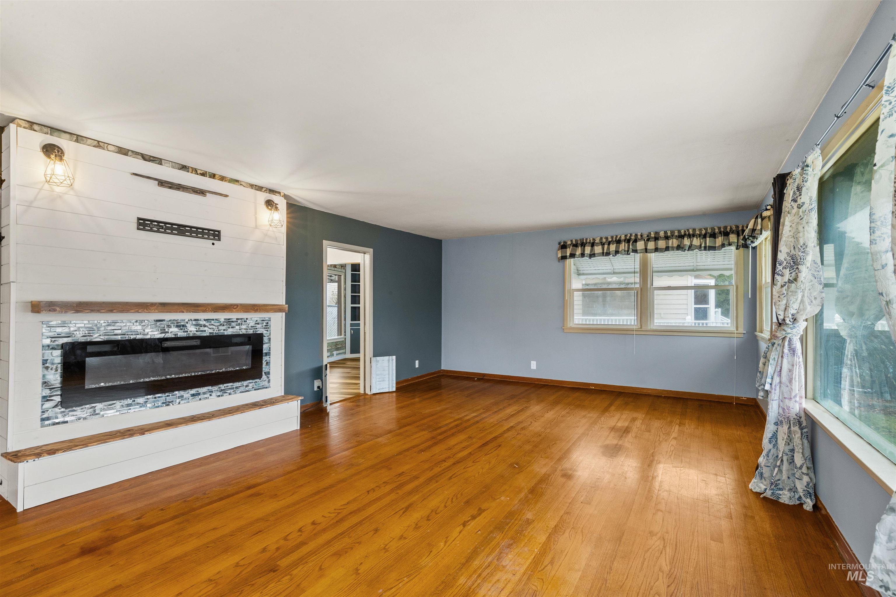106 13th Avenue Property Photo 23