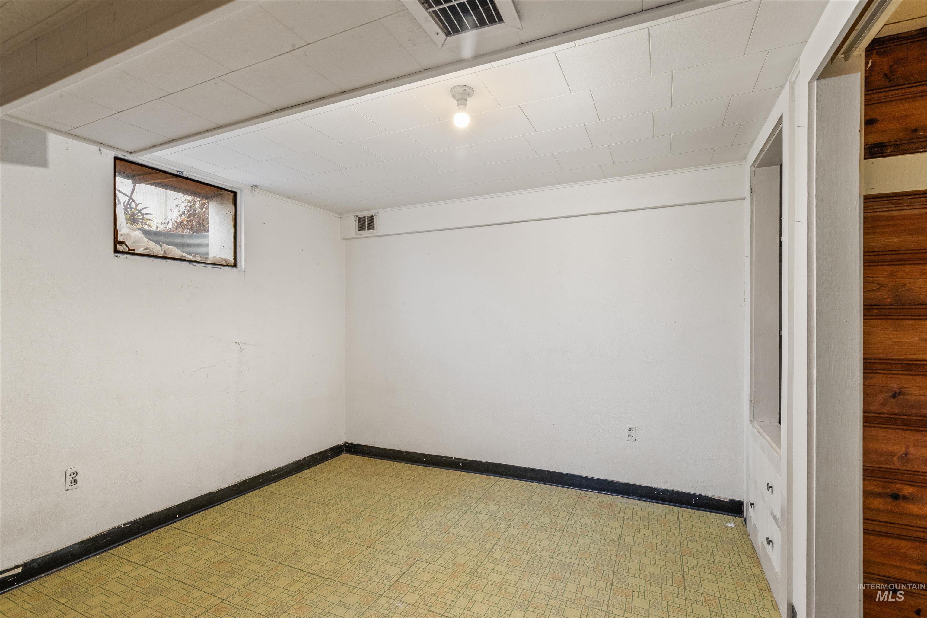 106 13th Avenue Property Photo 39