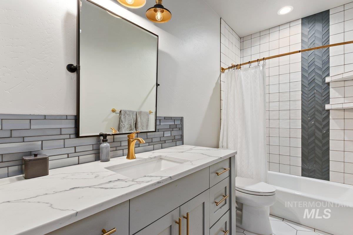 3453 E 3880 N Property Photo 32